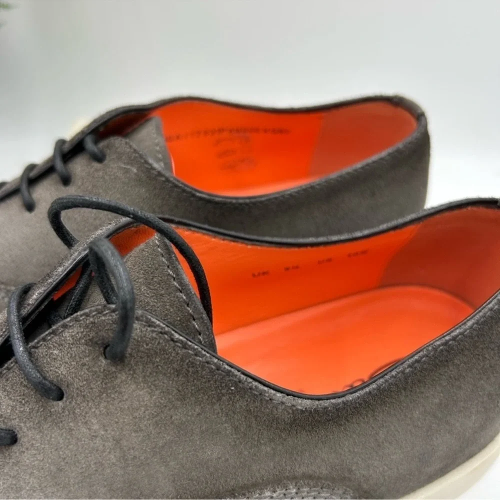 Men’s Santoni cap to lace up Oxford size 10.5 US. Made in Italy.